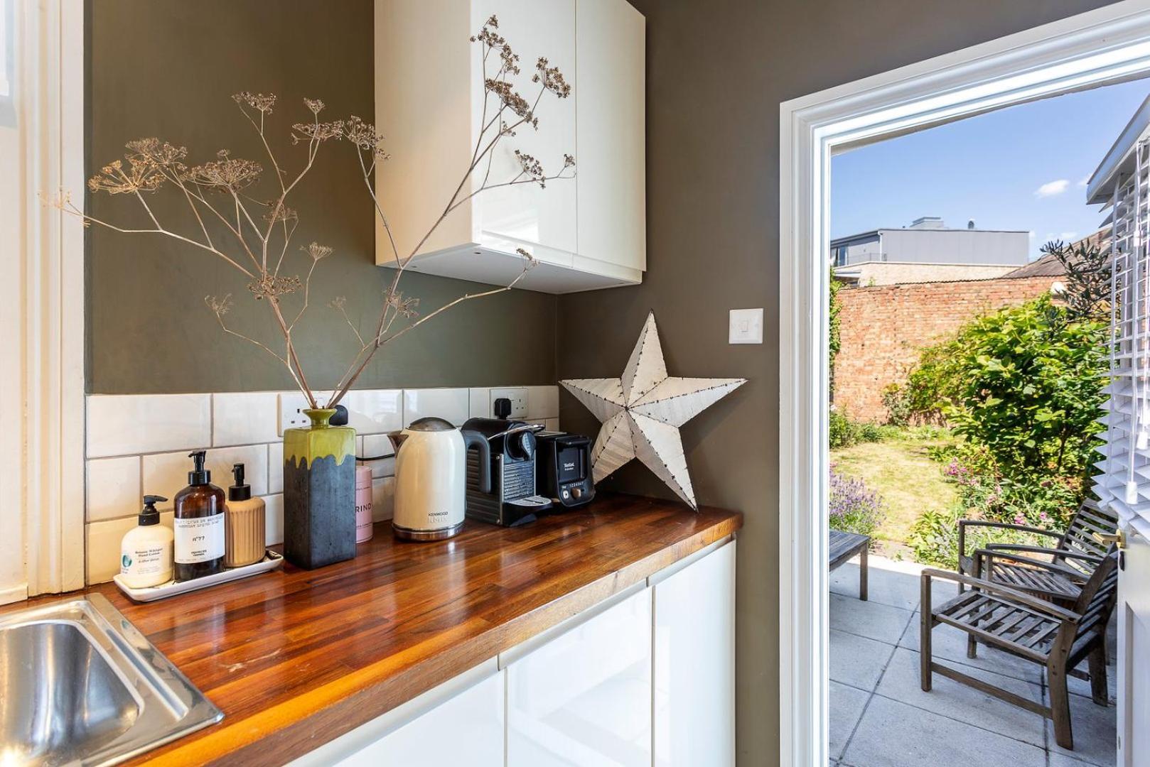 Casa de férias Tooting's Charming Victorian Garden Hideaway *